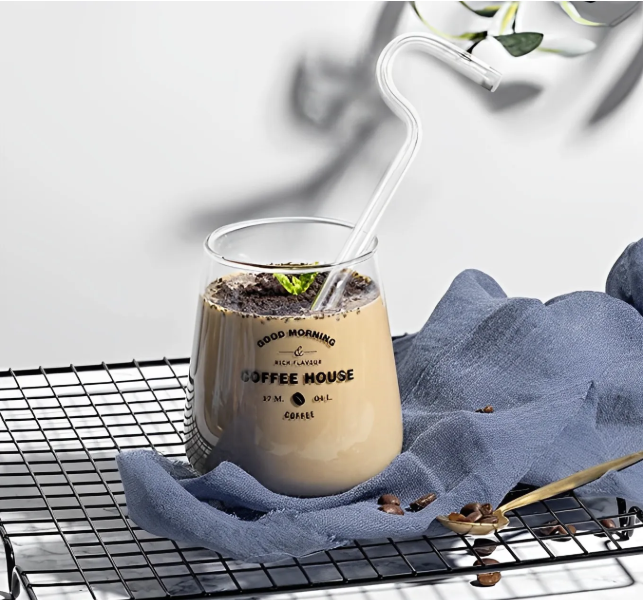 AgeLessStraw